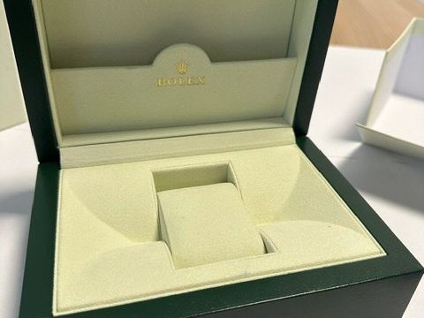 Scatole porta orologi: Neuwertige Rolex Original Box – Nuovo e nell'imballaggio originale da Laupen ZH venduto da Sancho80 2