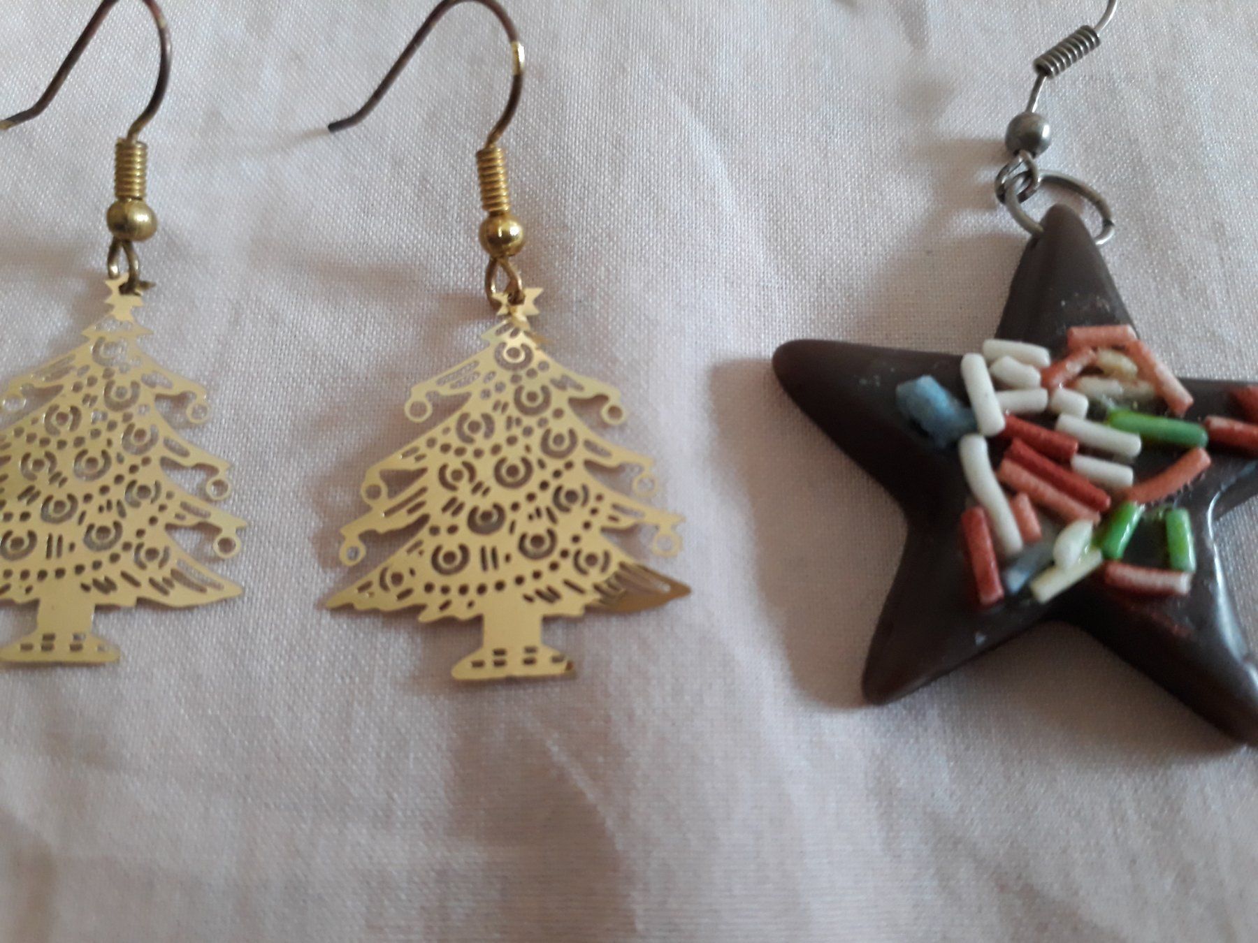 Orecchini pendenti & Orecchini a lobo: 3 paar Modeschmuck Ohrringe – Usato da Basel venduto da mon_7m8h