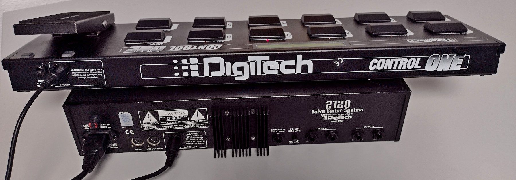 Strumenti musicali: Digitech 2120 Artist + Foot Controller + Case – Usato da Basel venduto da x-hobby 5