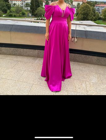 Satin pinkes Abendkleid mit Strassträgern Grösse 40