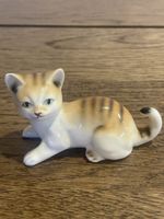 Porzellan Katze Figur gestreift klein guter Zustand