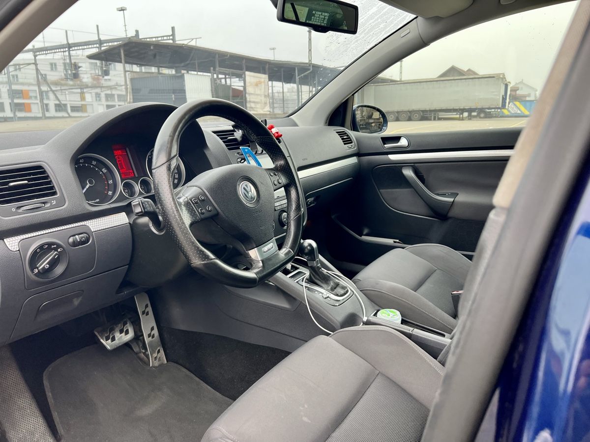 VW Automobili: VW Golf R32 – Usato da Thun venduto da yul_l572 7