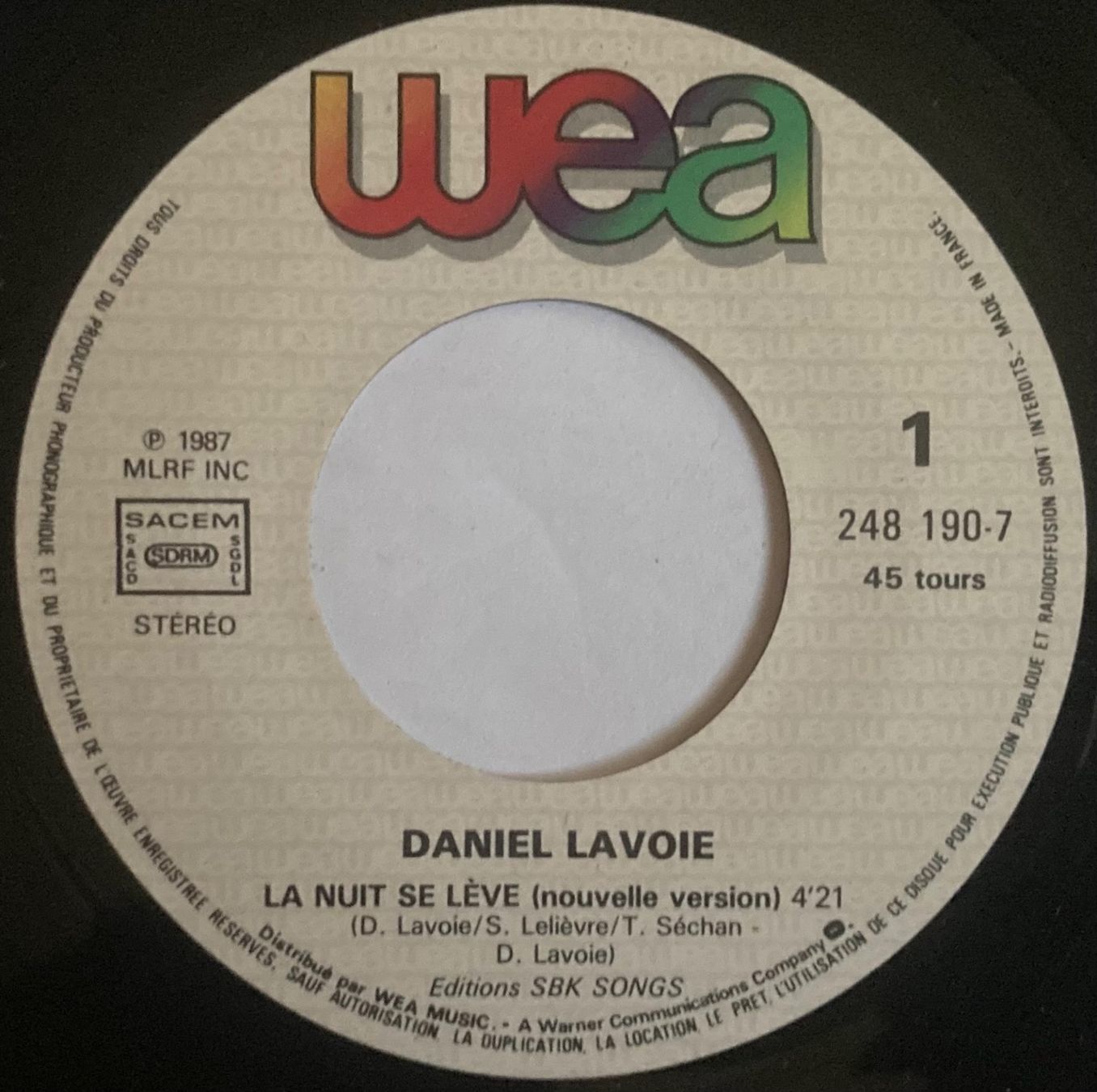 Dischi in vinile: DANIEL LAVOIE - LA NUIT SE LÈVE – Usato da Poliez-Pittet venduto da Newtown-Records 2