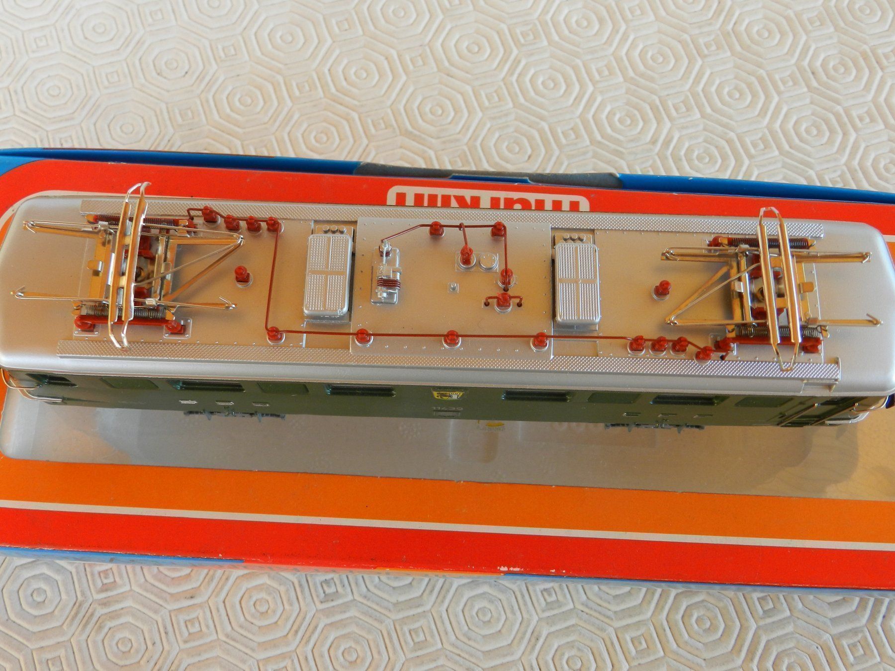 Märklin Modellini di ferrovie: H0 Märklin E-Lok Ae 6/6 SBB grün – Nuovo (secondo la descrizione) da Arzier-Le Muids venduto da elocin83 5