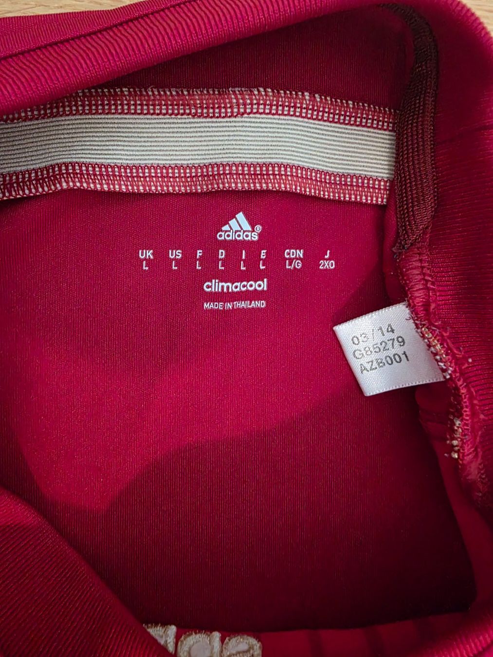 Adidas Leibchen & Hosen: SPANIEN 2014 TRIKOT WM-SIEGER PATCH L – Gebraucht aus Lüchingen von Jersey_Time 2
