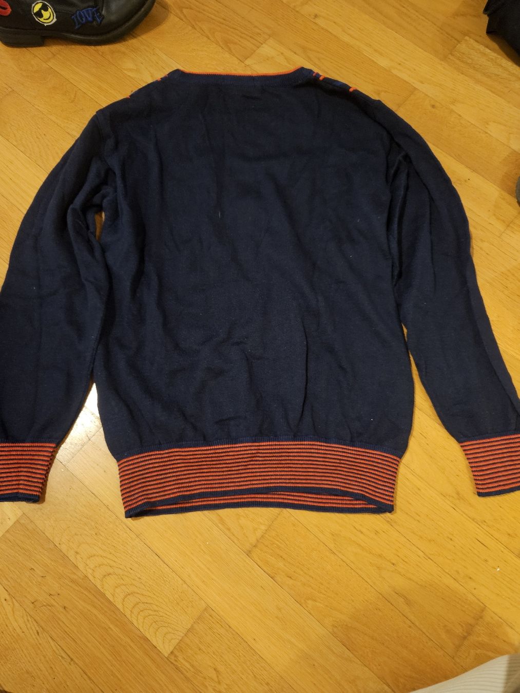 Carlo Colucci Maglioni & Felpe: Carlo Colucci Pullover Gr. S/M gestreift blau rot – Usato da Bern venduto da RCAG 1