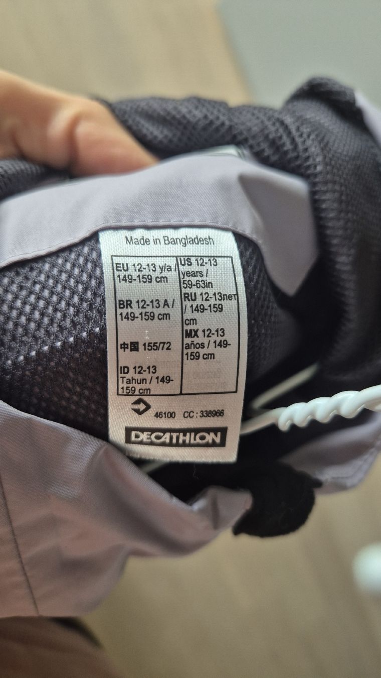 Decathlon Giacche & Cappotti: Regenjacke Gr.149-159cm – Nuovo (secondo la descrizione) da Benglen venduto da Lotury 7