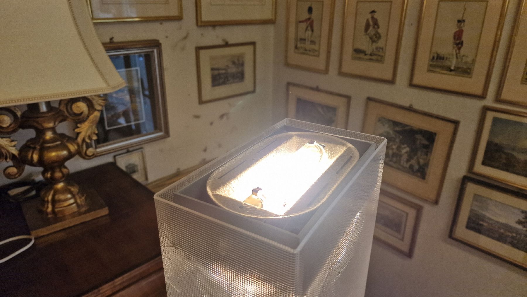 Belux Lampade: BELUX TWILIGHT, Design-Stehleuchte – Usato da BERN venduto da Intarsia 1