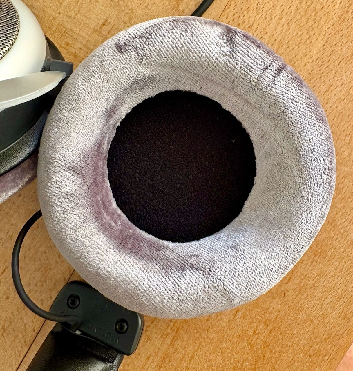 Beyerdynamic Kopfhörer: Beyerdynamic DT 880 Studio-Kopfhörer halboffen – Gebraucht aus Zürich von SierraKilo 4