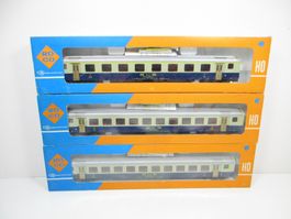 Roco H0 4238A/4239A BLS Personenwagen-Set mit 3 Wagen (AC)