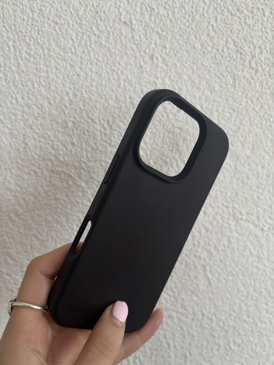 Covers & Schutzfolien: Sleek Black 17 iPhone Case – Neu (gemäss Beschreibung) aus Zürich von Rochfordevelyn 2