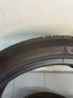 Winterreifen Continental 255 35 19
