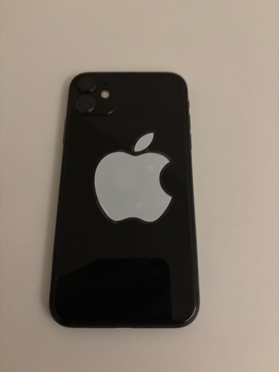 Apple Telefoni cellulari / Smartphones: iPhon 11 64GB Schwarz – Usato da Sursee venduto da Zupsa
