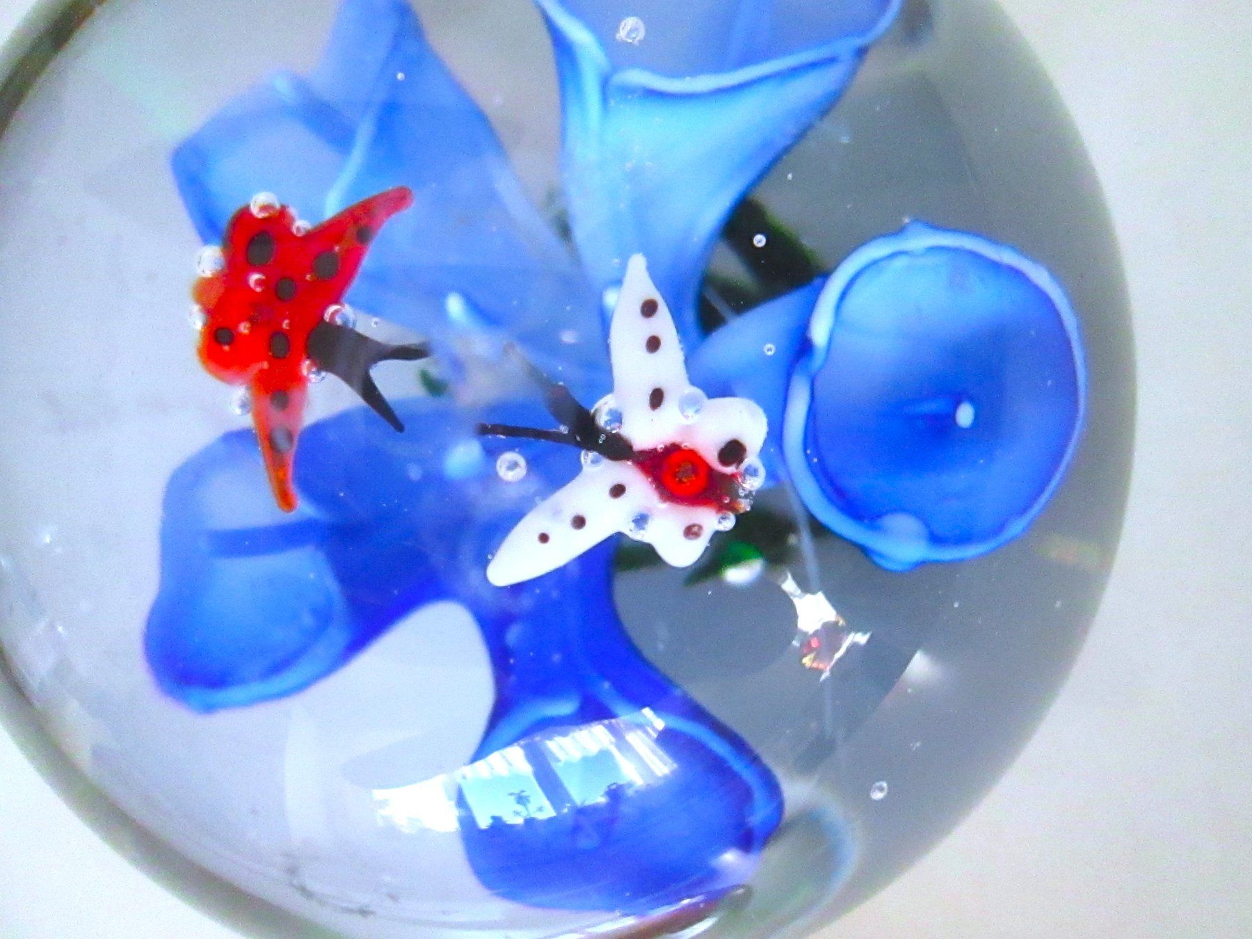 Tutte le decorazioni: Glas-Briefbeschwerer – Usato da Sementina venduto da babucia 2