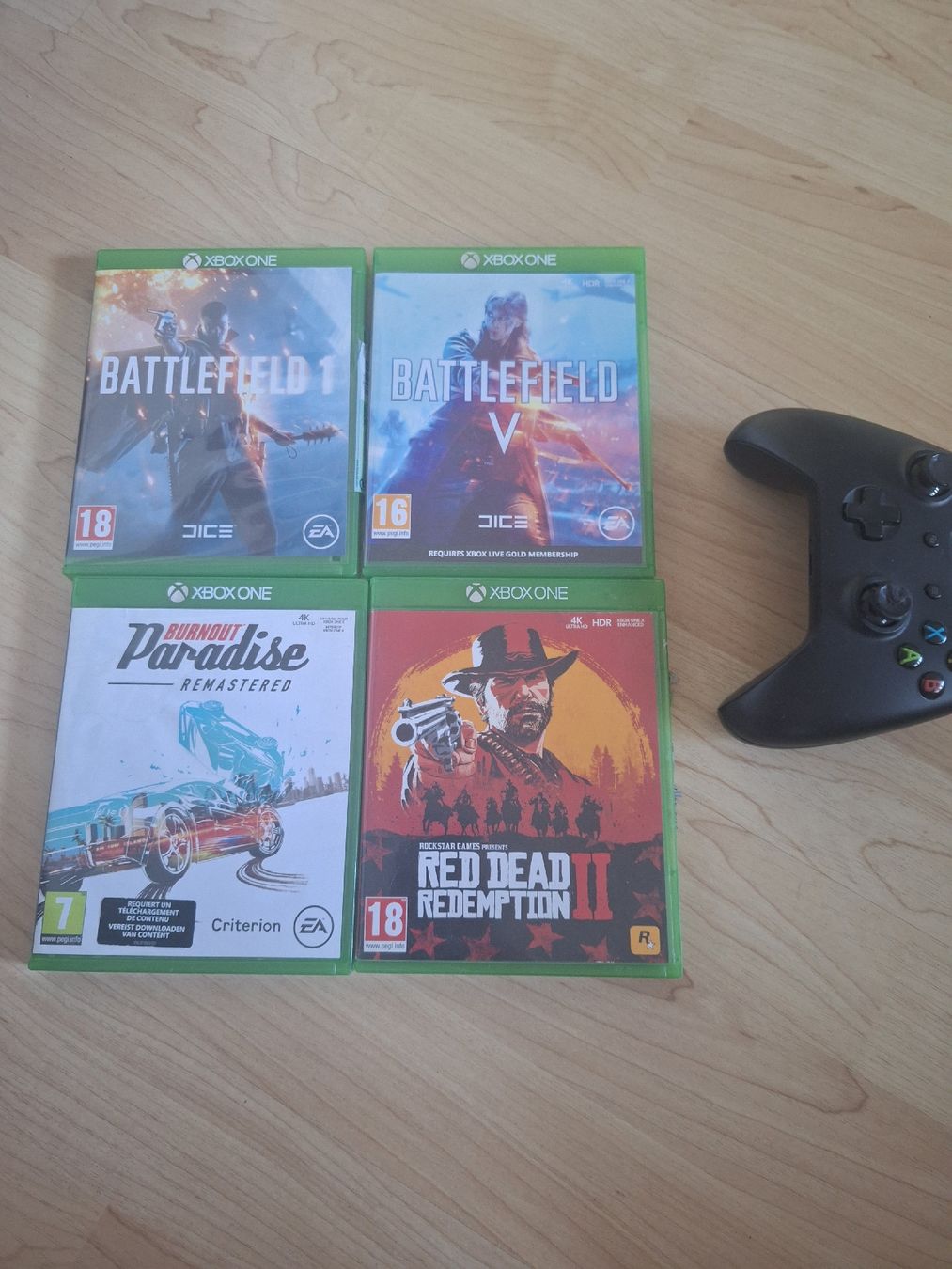 Microsoft Consoles: Xbox One 4 Spiele und Controller – D'occasion à Messen par ShputNikk 1
