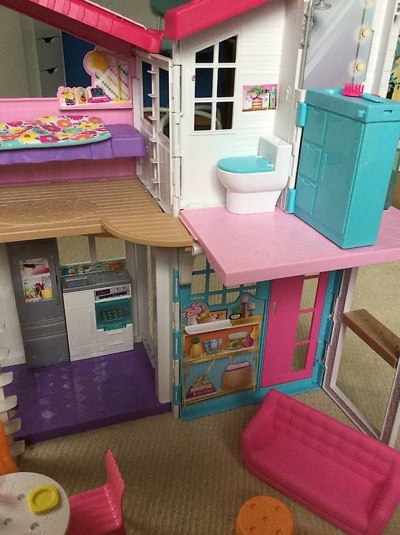 Barbie Case e mobili per bambole: Superbe maison Barbie pliable – Usato da geneve venduto da vinc_bob 1