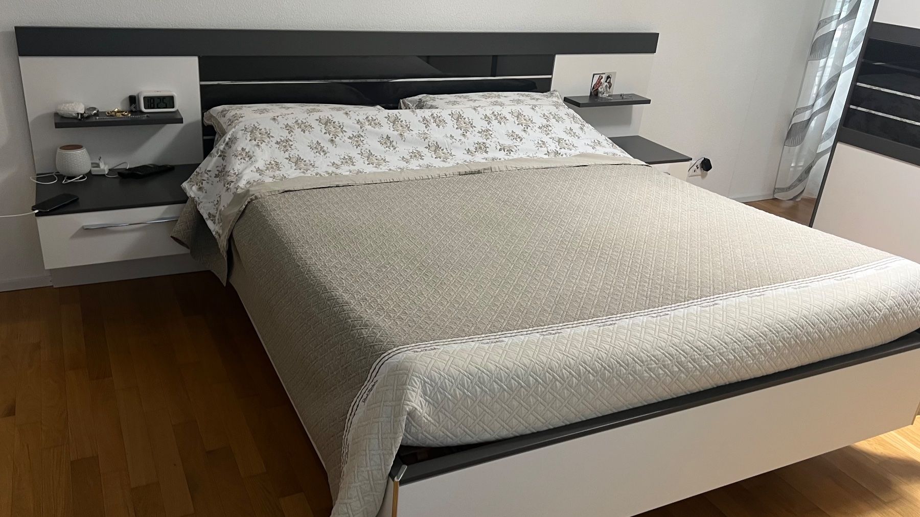 Letti: Letto in legno – Usato da Niederweningen venduto da cac_6zqb 1