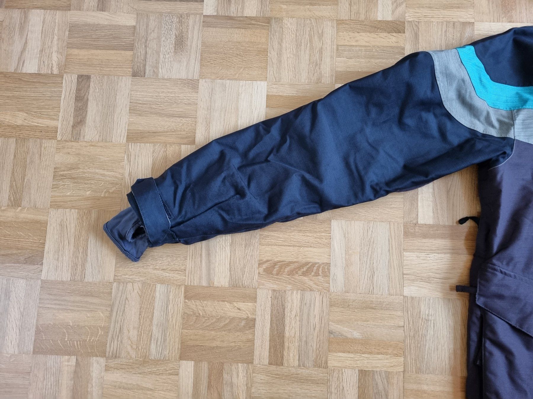 Volcom Giacche: Volcom Herren-Snowboardjacke, Grösse L – Usato da Schliern b. Köniz venduto da hirondelle276 4