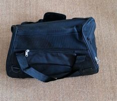 Katzen- oder kleine Hundetransporttasche