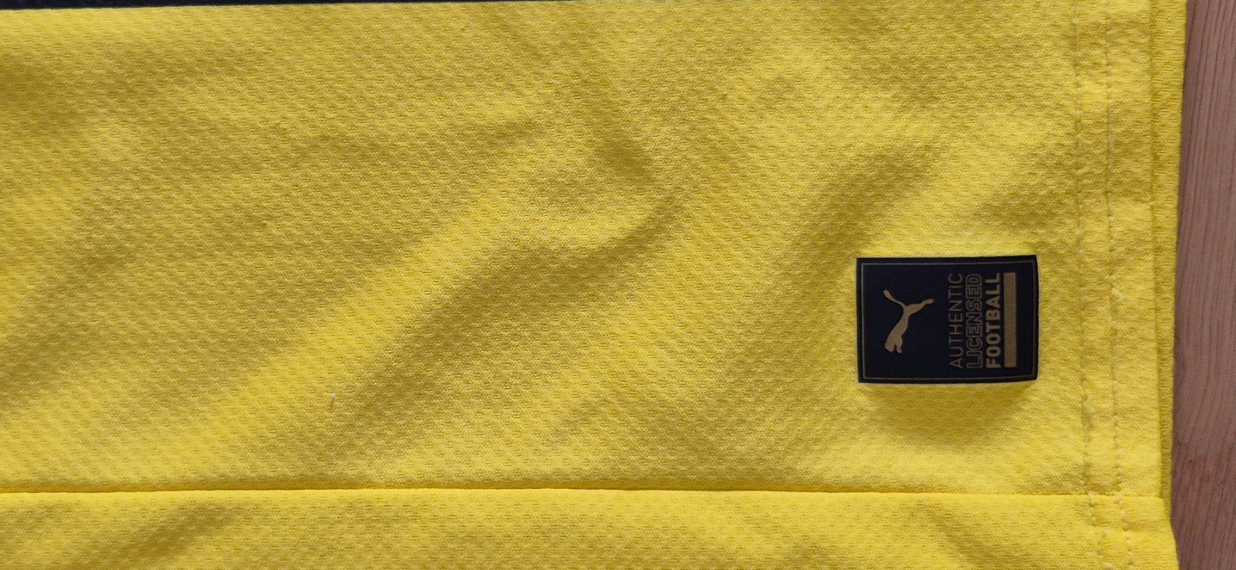 Puma Scarpe, pantaloni & magliette da ginnastica: Maillot foot – Usato da Lausanne venduto da malimar3 1