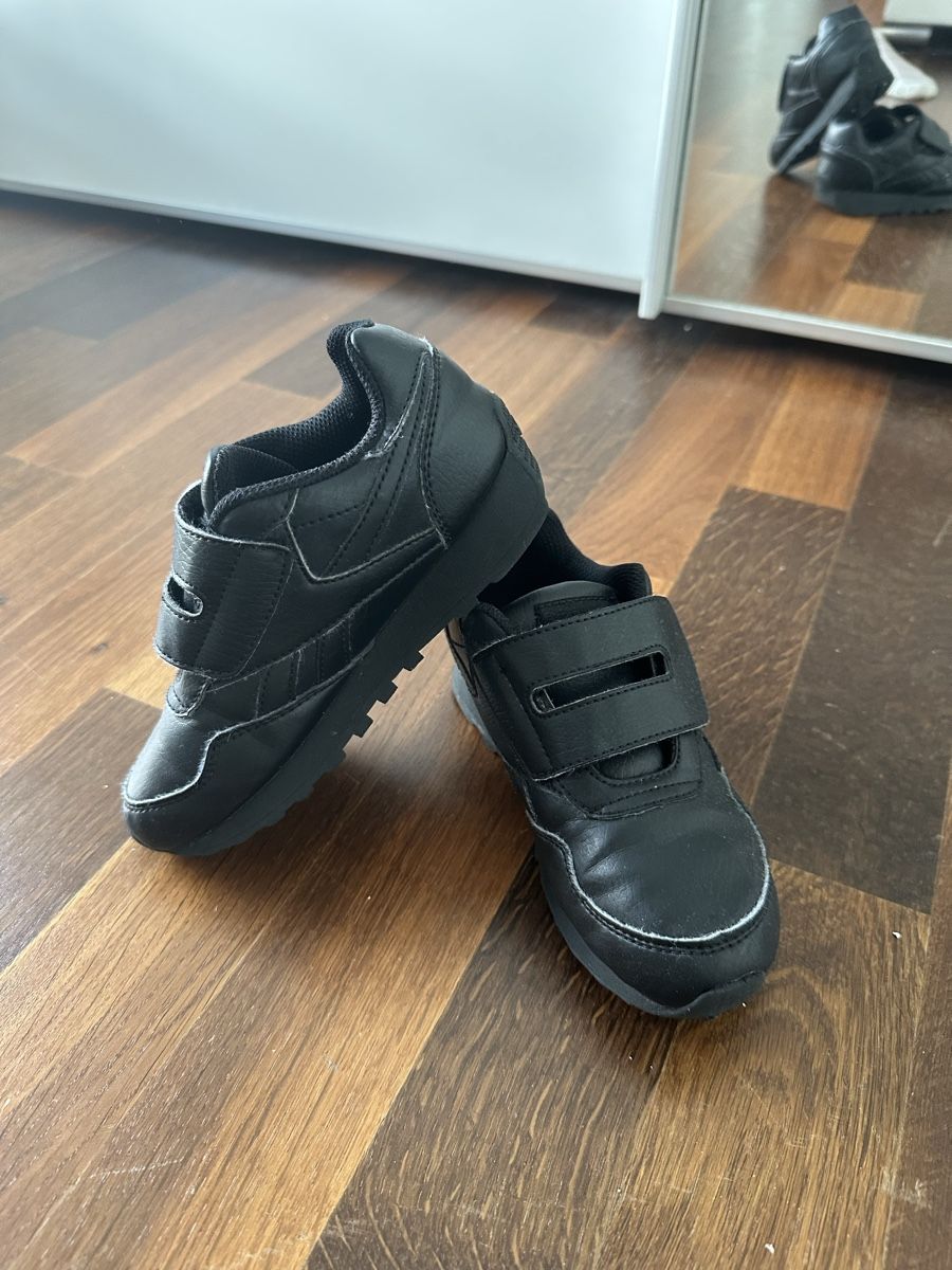 Reebok Scarpe per ragazzi: Sneakers Reebok Gr. 30  – Usato da Dietikon venduto da mike.thorton