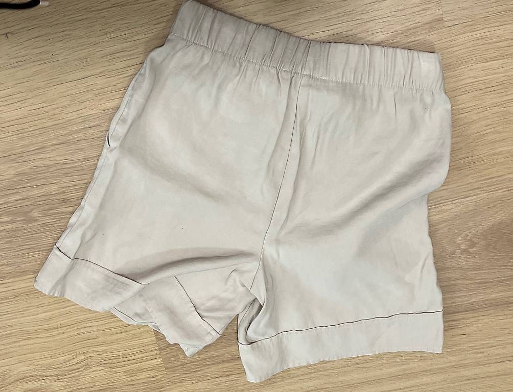 Pantaloni: Pantaloncino donna tg. S  – Usato da Locarno venduto da igu_7ppg 1