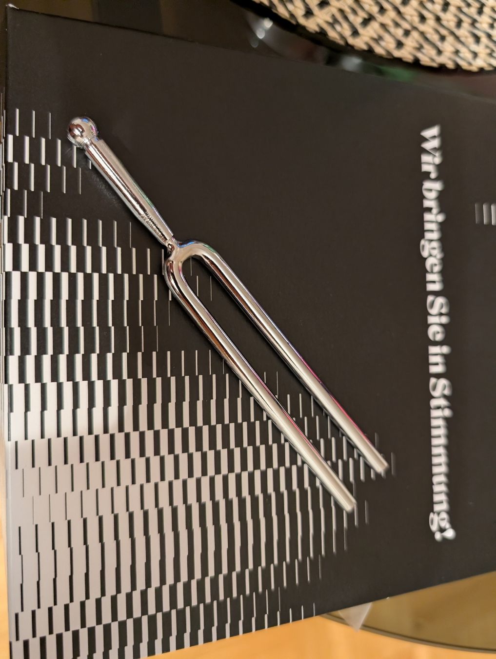 Strumenti musicali: Stimmgabel, 2 Stück – Nuovo (secondo la descrizione) da Basel venduto da PrivateSellerBasel