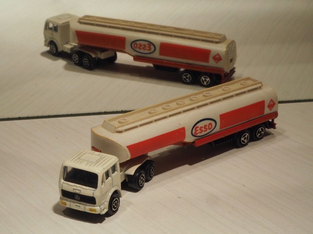 MAJORETTE N°364 CAMION Citerne Esso, 1/100e EUR 7,99 - FR