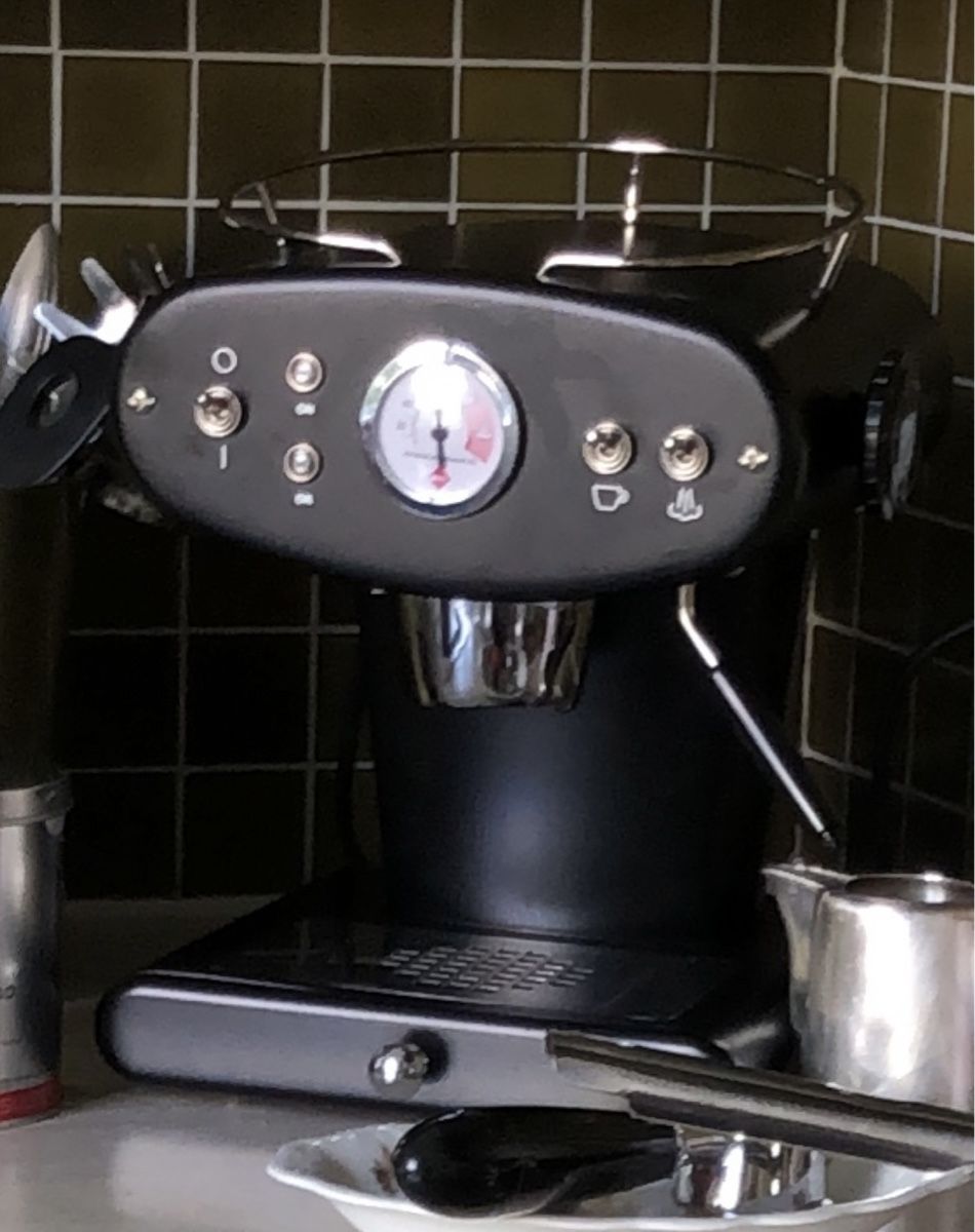FrancisFrancis! Macchine per caffè & Macchine per espresso: Espressomaschine Amici Francis X1 – Usato da Basel venduto da Opina01