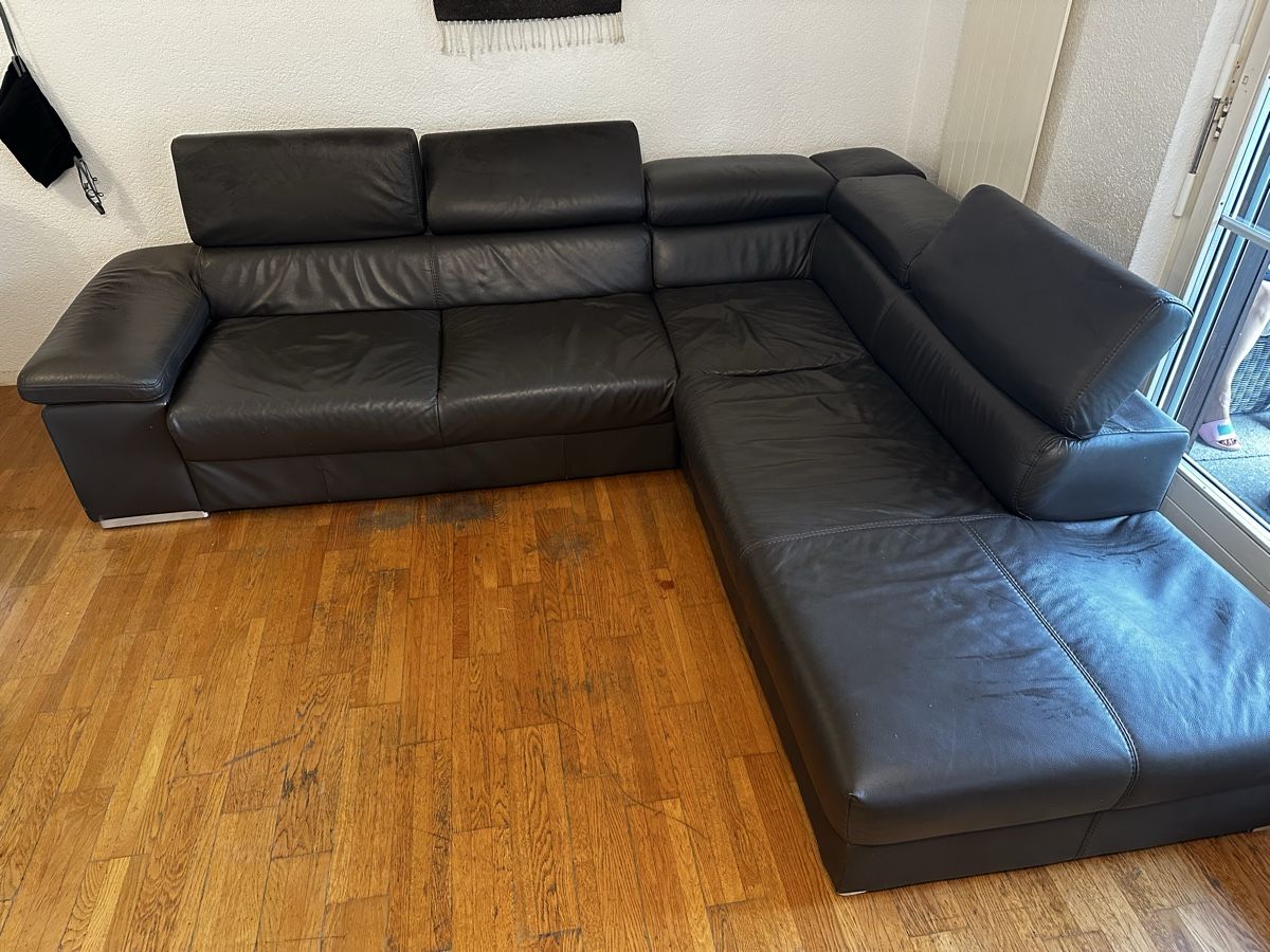 Sofas: Grosses kunstleder Sofa – Gebraucht aus Widnau von dom_dem