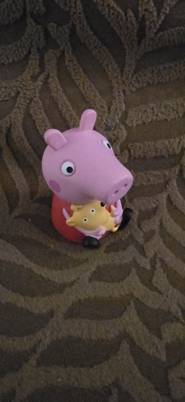 Statuette: Tones: Peppa Pig – Usato da Basel venduto da Nerea07