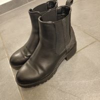 Ankle Boots schwarz mit Leoprint