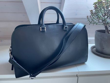 VOLVO Ledertasche Original | CHF 180.- (NP 350.-)