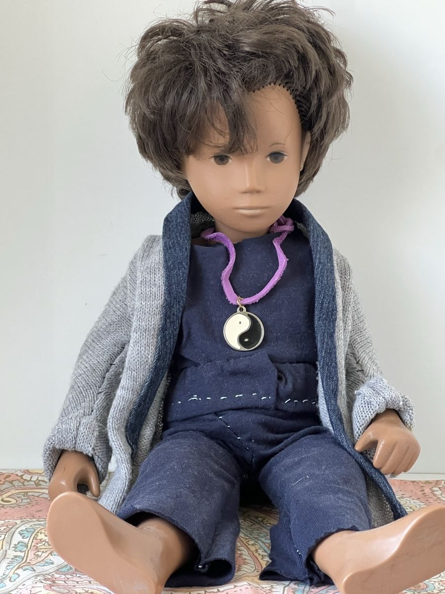 Sasha Morgenthaler Bambole: Sasha Puppe Junge dunkelhaarig – Usato da Basel venduto da Caramelbonbon 2