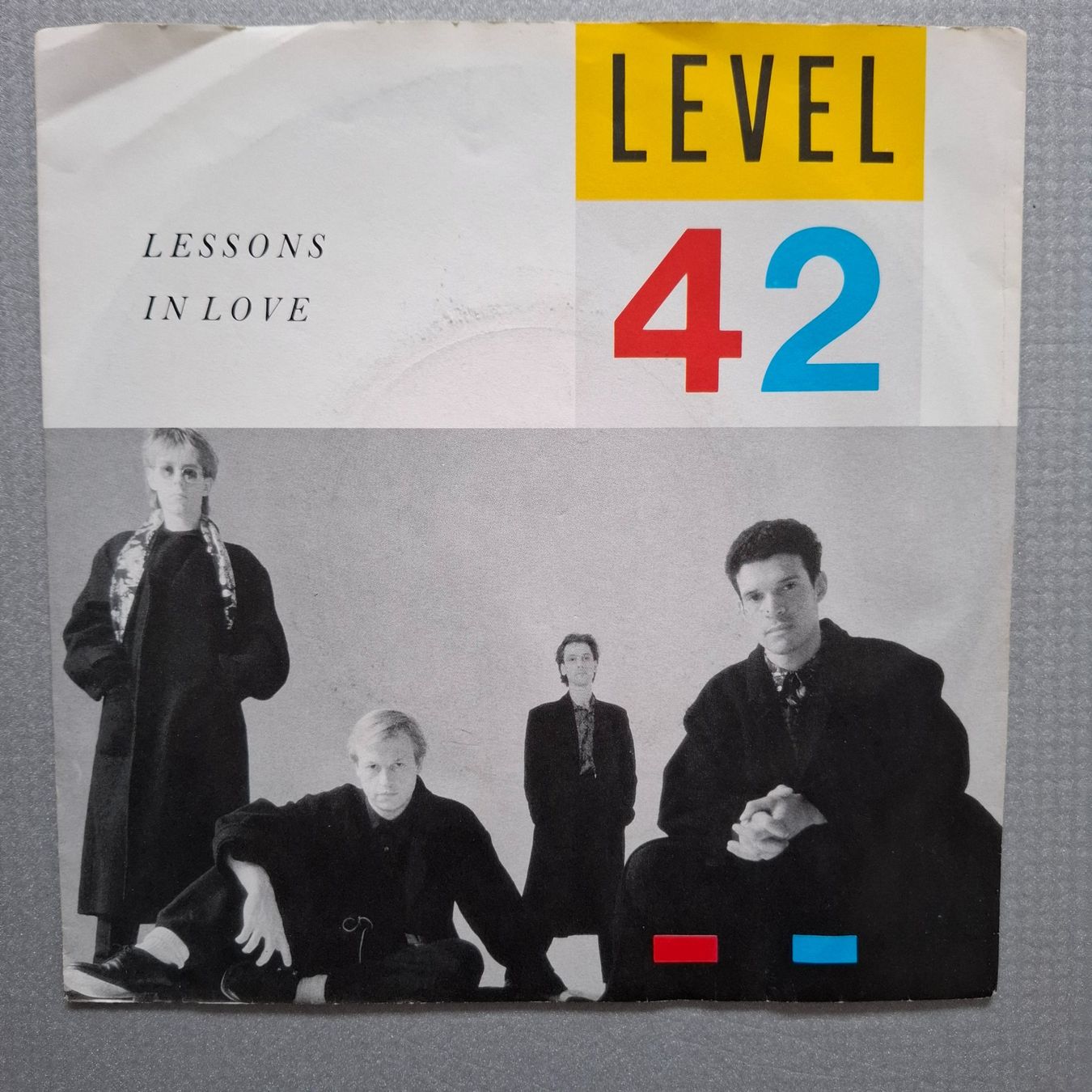 Dischi in vinile: Level 42 - Lessons In Love – Usato da Arbon venduto da pendulum