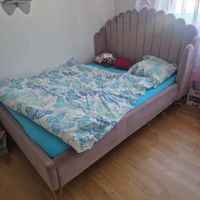 Bett Samt rosa mit Muschelkopfteil guter Zustand 140x200