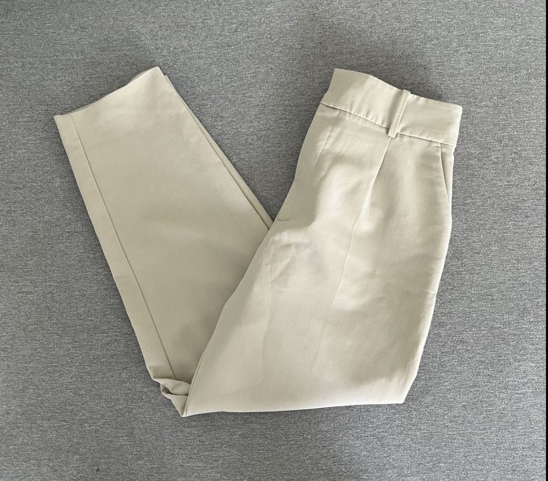 Zara Pantaloni: Zara Chinos gr. L – Nuovo (secondo la descrizione) da Effretikon venduto da nad_q7kh