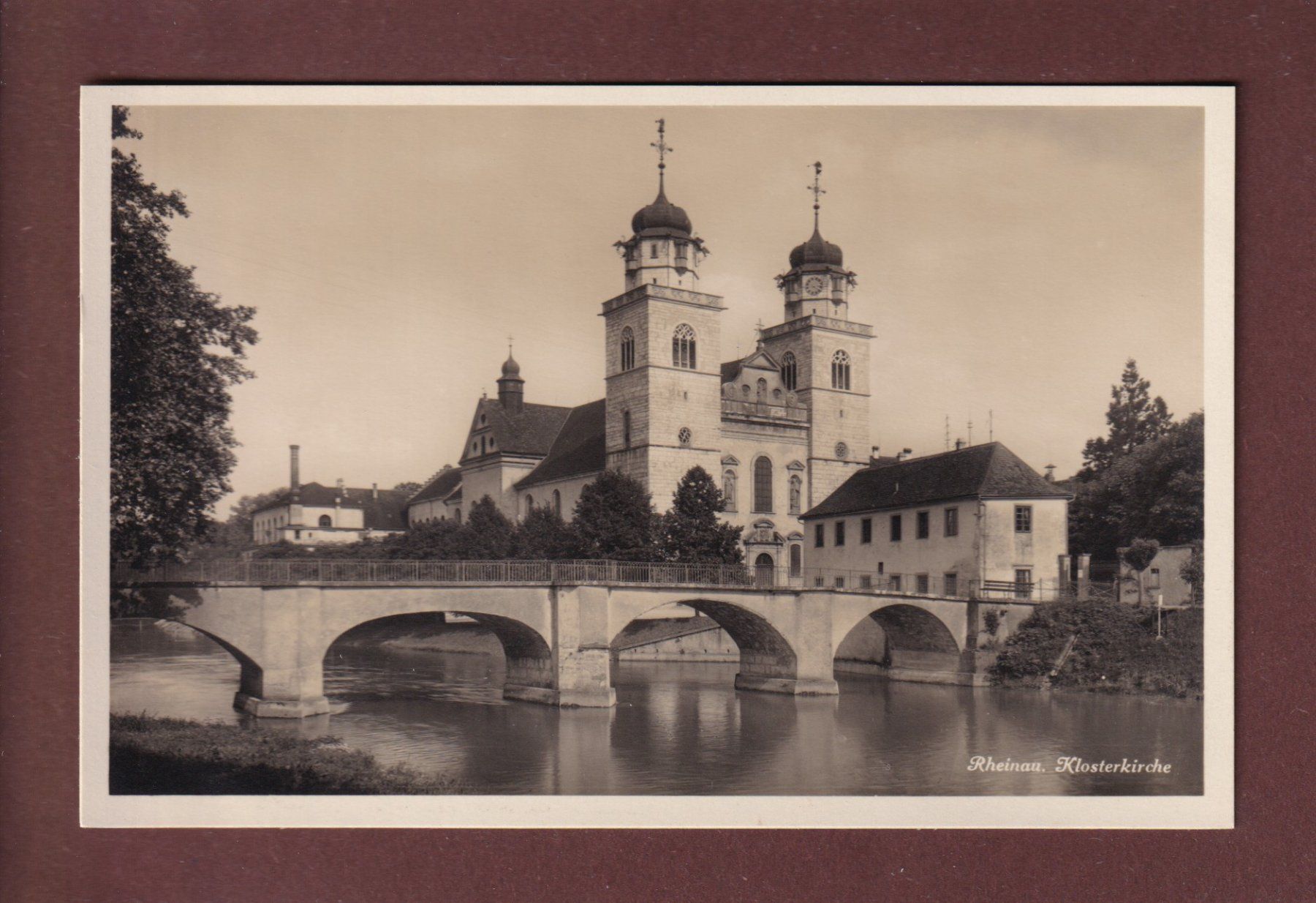 Cartoline postali: RHEINAU - Klosterkirche – Usato da Pully venduto da nicecards