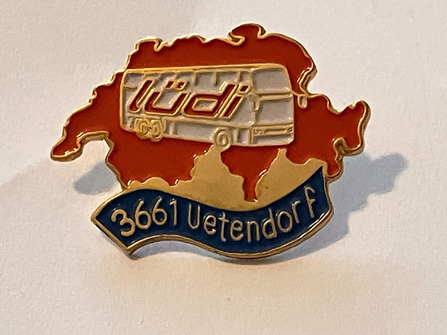 Placchette & Badge: 1 Pin Lüdi Car Uetendorf – Usato da Basel venduto da djwwpp