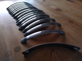 17 Stück Möbelgriffe