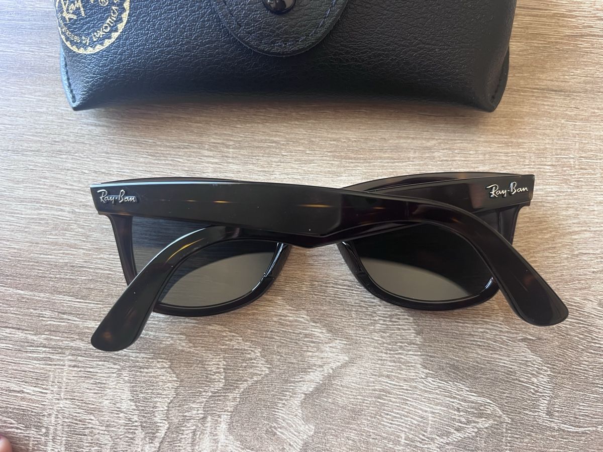 Ray-Ban Lunettes & Verres: Sonnenbrille Ray-Ban Wayfarer – Neuf (Voir description) à Zürich par raiinbow__ 1