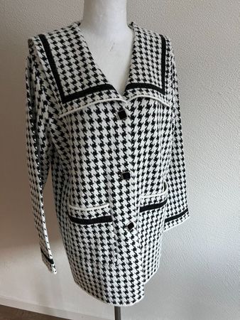 Damen Jacke GR  M