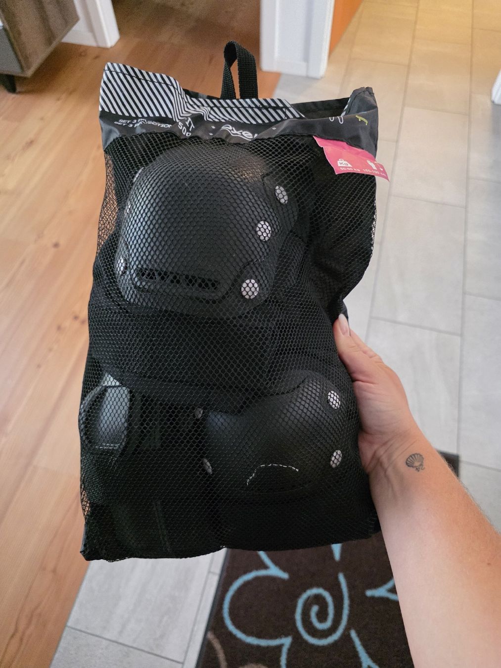 Decathlon Inline-Skating & Rollschuhe: Inlineskates inkl. Ausrüstung – Neu (gemäss Beschreibung) aus Herznach von deb_2k9h 4