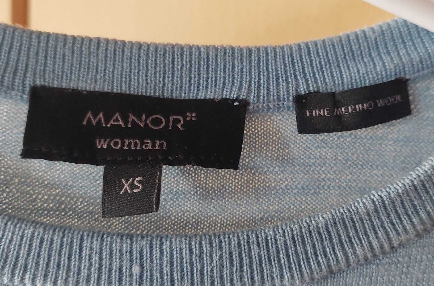Manor Pullover & Sweatshirts: Feinstrick Pullover hellblau MANOR (XS) - Merinowolle – Gebraucht aus Schmidrüti von Novemberchind 1