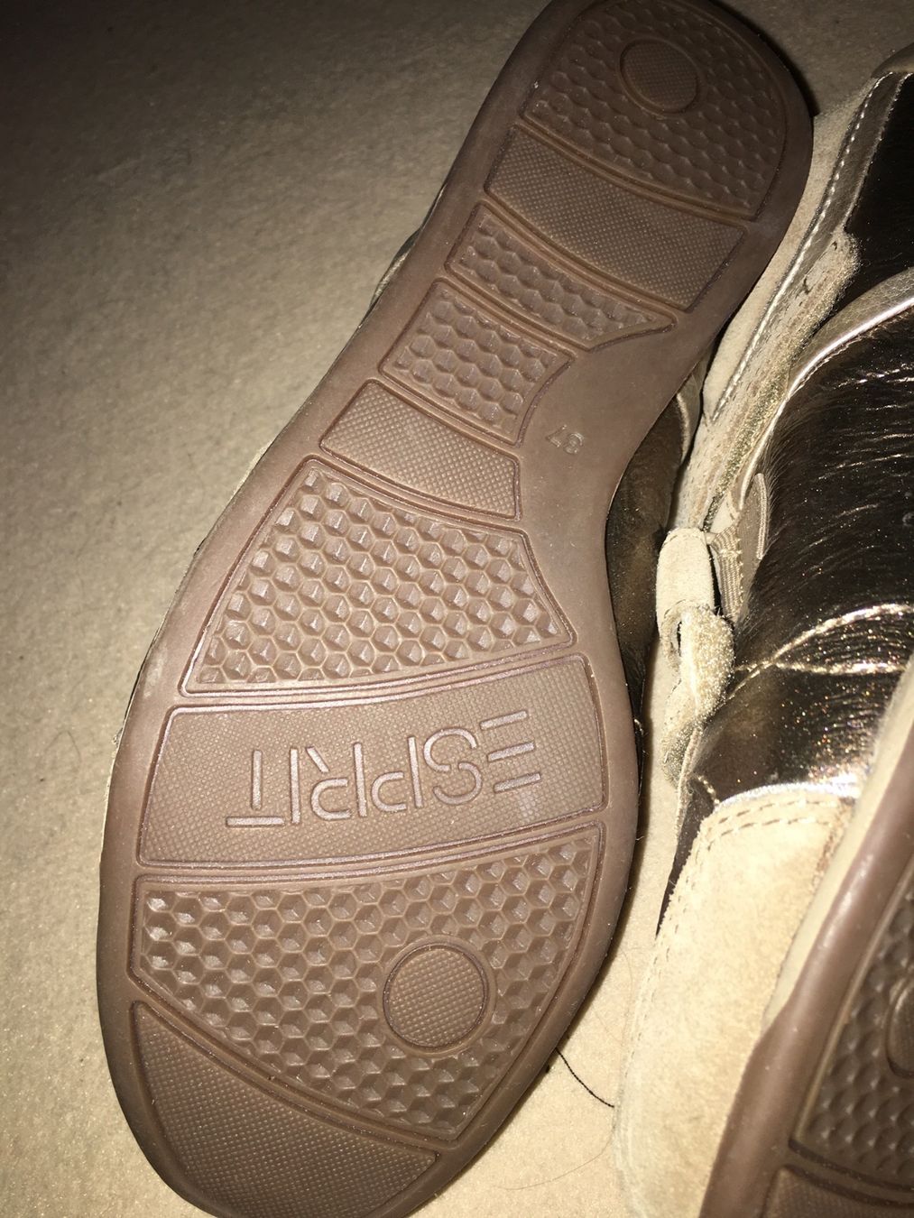 Esprit Damenschuhe: ESPRIT Sneakers Gr. 37, Leder, beige/gold – Gebraucht aus Arni AG von Mimo007 2