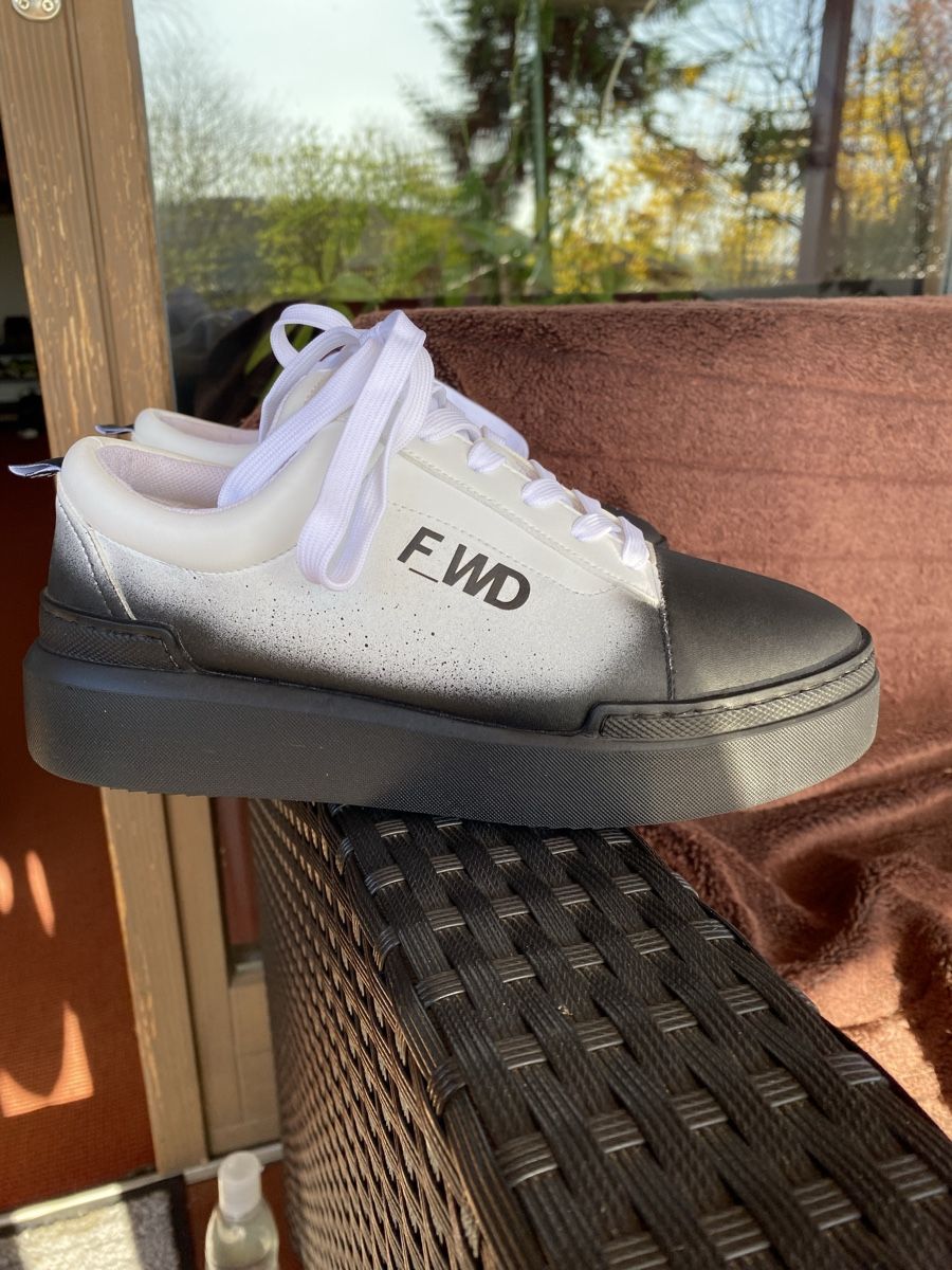 Scarpe da donna: F_WD Damen sneakers – Usato da Laupen BE venduto da ole_l8gg