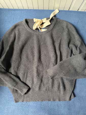 Zara Strickpullover Grau mit Schleife
