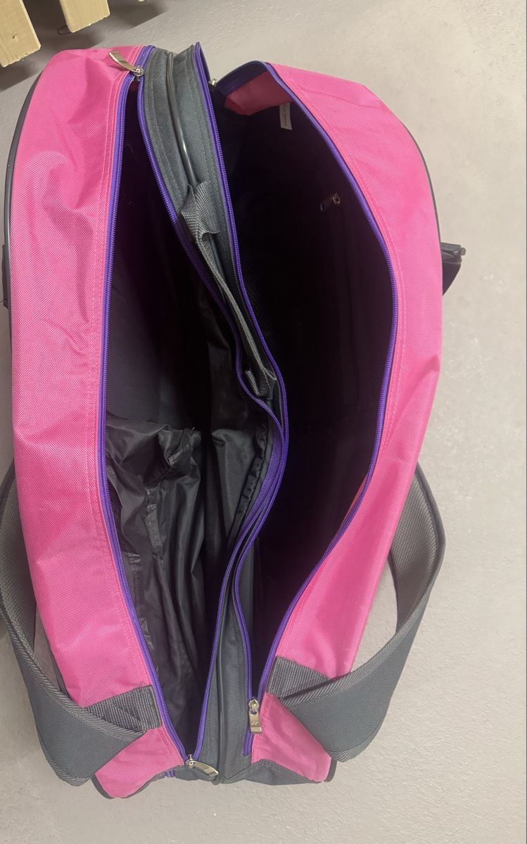 Yonex Sacs femmes: Badminton Tasche  – D'occasion à Heimberg par Sonnenschein_p 1