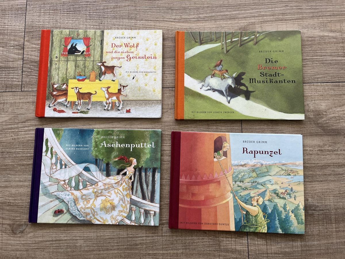 Bücher: Grimm Märchen-Klassiker: 4 Bilderbücher – Gebraucht aus Sursee von Leg_Kibru