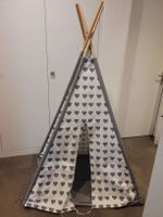 Hübsches Tipi Kinderzelt grau weiss mit Herzen